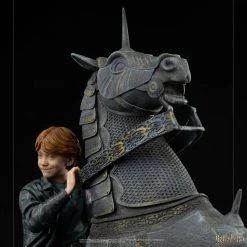 Brand new ???? Iron Studios Ron Weasley At The Wizard Chess Harry Potter Deluxe Art Scale Statue 1/10 35 Cm - DECEMBER 2021 ???? -Iron Studios Shop x is13499 h 1